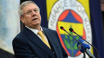 Fenerbahçenin efsane başkanı Aziz Yıldırım, katılmadığı kongrenin galibi oldu Üyeler çağrısına uydu Fenerbahçenin efsane başkanı Aziz Yıldırım, katılmadığı kongrenin galibi oldu Üyeler çağrısına uydu