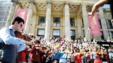 İsrail’e kültürel boykot çığ gibi büyüyor