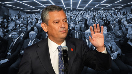 CHPnin Olağanüstü Kurultayında Özgür Özel yeniden başkan seçildi... Dikkat çeken Kılıçdaroğlu detayı CHPnin Olağanüstü Kurultayında Özgür Özel yeniden başkan seçildi... Dikkat çeken Kılıçdaroğlu detayı