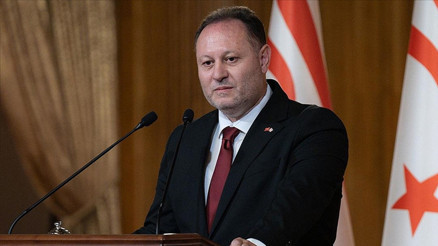 KKTC Cumhurbaşkanı Öztürklerden GKRY liderine: İpleri Netanyahuya teslim etti