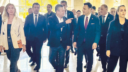 Özgür Özel: Siyasi yasak kumpası