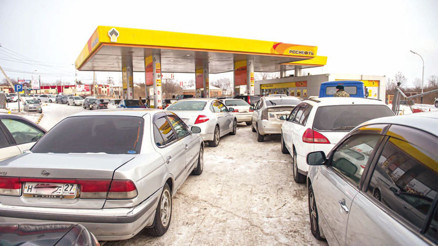 Petrol zengini ama Ukrayna Rusya’yı yakıtsız bırakıyor