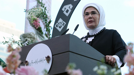 Emine Erdoğan: İnsanlığın hafızası insan eliyle siliniyor Emine Erdoğan: İnsanlığın hafızası insan eliyle siliniyor