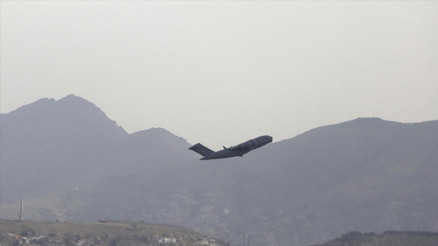 13 yaşındaki uçağın iniş takımlarına saklandı: Kabilden Yeni Delhiye kadar gitti