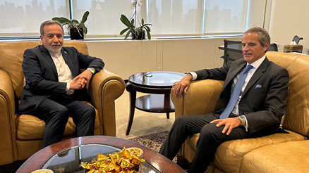 İran ve Uluslararası Atom Enerjisi Ajansı arasında kritik görüşme