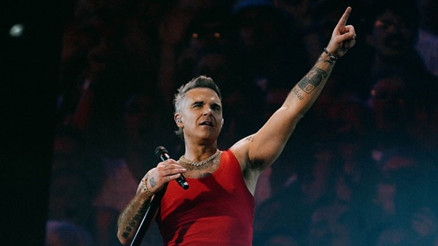 Robbie Williams, Türk eşiyle geliyor