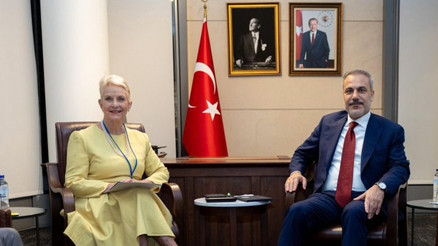 Dışişleri Bakanı Hakan Fidan, BM Dünya Gıda Programı yetkilisi McCain ile görüştü