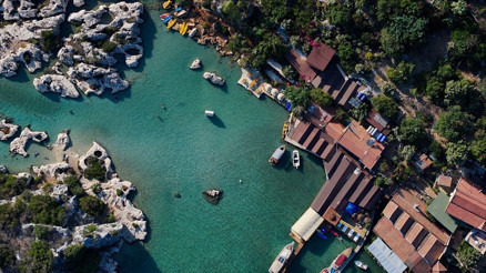 Akdeniz’in berrak sularında bir yolculuk: Kekova Akdeniz’in berrak sularında bir yolculuk: Kekova