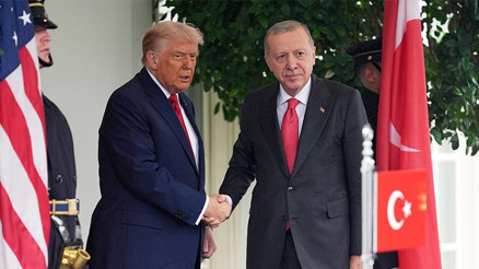Dünya manşetten duyurdu: Cumhurbaşkanı Erdoğan ve ABD Başkanı Trump arasında tarihi görüşme... Kritik müttefik Dünya manşetten duyurdu: Cumhurbaşkanı Erdoğan ve ABD Başkanı Trump arasında tarihi görüşme... Kritik müttefik