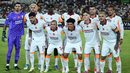 Liverpool önüne üçlü savunmayla çıkılırsa felaket olabilir