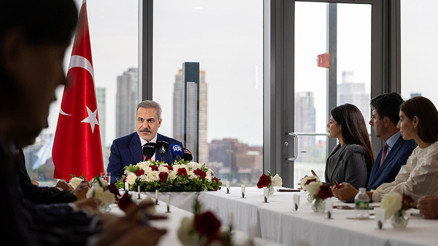 Dışişleri Bakanı Hakan Fidan New Yorkta konuştu: Trumpı Türkiyeye davet ettik Dışişleri Bakanı Hakan Fidan New Yorkta konuştu: Trumpı Türkiyeye davet ettik