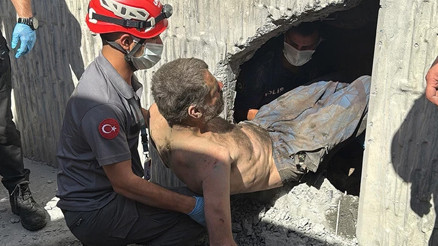 İstanbulda akılalmaz olay Girdi, günlerce çıkamadı