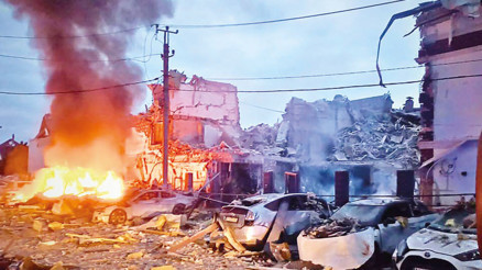 Rusya’dan Ukrayna’da dev saldırı 500 dron 40 füze ile vurdu