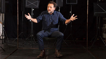 Ödüllü oyun Aşınma Londra’ya geliyor