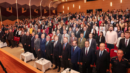 Rizede ‘Eğitim Forumu’ düzenlendi