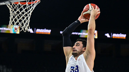 Shane Larkin, Efesin nefesi
