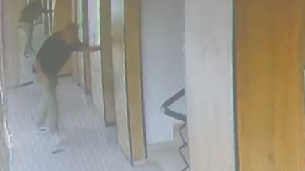 Kocası o anlara şahit olmuş: Bir çocuk annesini hayattan koparan asansör kazası kamerada Kocası o anlara şahit olmuş: Bir çocuk annesini hayattan koparan asansör kazası kamerada