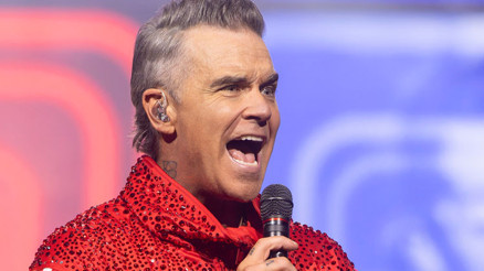 Ünlü şarkıcı gizemli hastalığını açıkladı... Ben bununla yaşıyorum