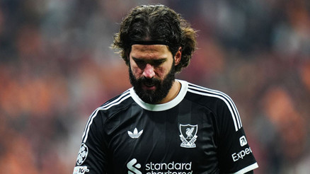 Liverpoola Alisson Beckerden kötü haber