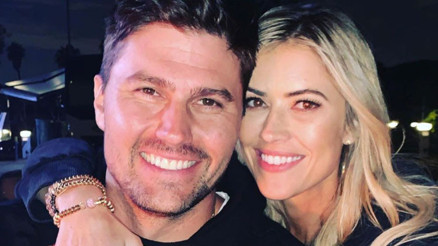 İlk evlilik teklifinde tek taş havuzun dibine atılmıştı... Servetinin yarısını eski kocasına verdi... Keşke ikinci teklifi de reddetseydim