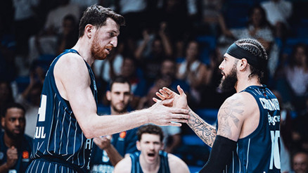 Anadolu Efes, EuroLeaguede Hapoel Tel Aviv ile karşılaşacak