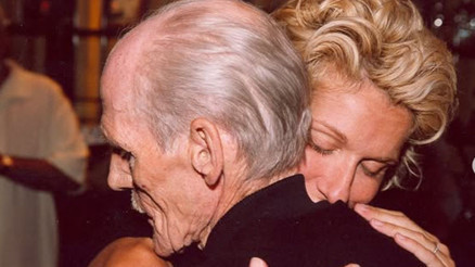 Artık sonu geldi... Kariyeri bitti kendi de diyenler çok yanıldı... 57 yaşında küllerinden doğdu