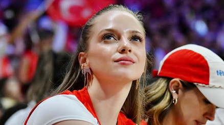 İpek Filiz Yazıcı kimdir, kaç yaşında ve nereli İpek Filiz Yazıcı filmleri ve TV dizileri