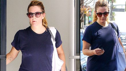 Boşandığından bu yana cinsel perhizdeydi... Yeni mesleği ünlü oyuncunun aşk hayatını tamamen bitirdi Boşandığından bu yana cinsel perhizdeydi... Yeni mesleği ünlü oyuncunun aşk hayatını tamamen bitirdi