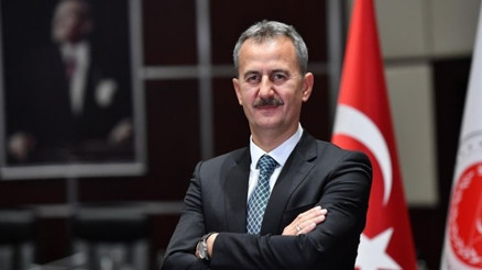 SSB Başkanı Görgün’den Altay Tankı değerlendirmesi: Tam bağımsız Türkiye idealini somutlaştırmaktadır SSB Başkanı Görgün’den Altay Tankı değerlendirmesi: Tam bağımsız Türkiye idealini somutlaştırmaktadır