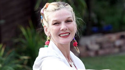 Bir dönemin yıldızı Kedi Kadın beş parasız öldü... Cenaze masrafları için çocukları bağış topluyor Bir dönemin yıldızı Kedi Kadın beş parasız öldü... Cenaze masrafları için çocukları bağış topluyor