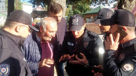 Dolandırılmaktan polis oğlunun ihbarıyla kurtuldu 5 saat telefonu kapattırmadılar