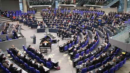 Koalisyonda Askerlik Yasası sancısı