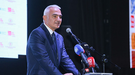 Bakan Ersoy: Son 8 yılda 9 binden fazla kültür varlığımızın iade edilmesini sağladık Bakan Ersoy: Son 8 yılda 9 binden fazla kültür varlığımızın iade edilmesini sağladık