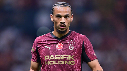 Leroy Sane, Galatasaraya hakaret eden Alman taraftarlarla tartıştı