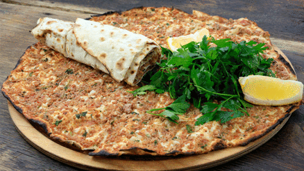 Ustalar gibi çıtır lahmacun yapmanın 5 sırrı