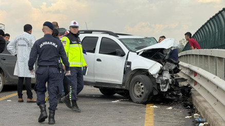 Sakaryada köprü üzerinde kaza: İki jandarma şehit oldu
