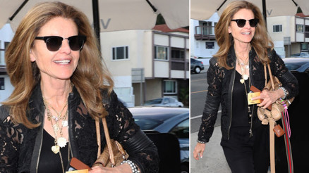 Kocası onu evdeki hizmetçiyle aldatmıştı... Geçmişe sünger çekti, yine evlilik yolunda... 69 yaşında gelin oluyor Kocası onu evdeki hizmetçiyle aldatmıştı... Geçmişe sünger çekti, yine evlilik yolunda... 69 yaşında gelin oluyor