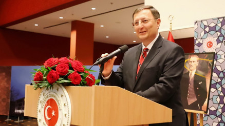 Büyükelçi Turan: Siz kültür elçilerisiniz