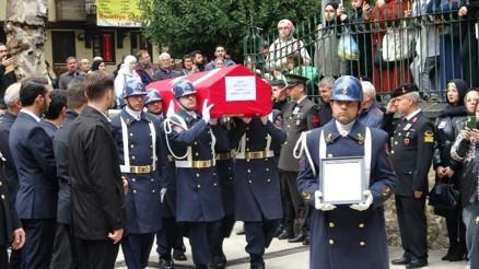 Şehit Jandarma Tacettin Gün, gözyaşları içinde toprağa verildi