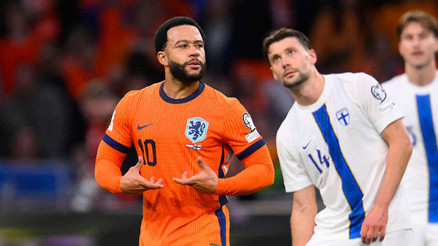 Depayın rekor gecesinde, Hollanda 4 golle güldü