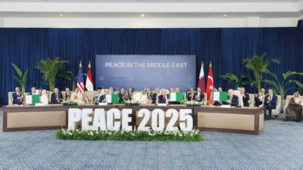 Gazze için tarihi imzalar atıldı Gazze için tarihi imzalar atıldı