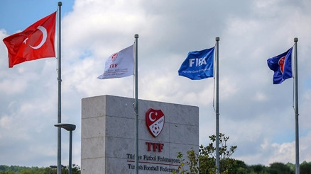AYM, TFFnin internetteki hukuka aykırı futbol yayınlarına erişim engeli getirme yetkisini iptal etti