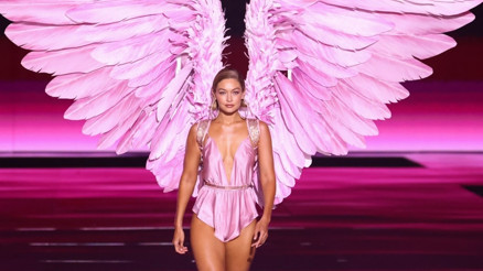 Victoria Secret Show 2025 ne zaman, saat kaçta, hangi kanalda | Victoria Secret Show canlı yayın nasıl ve nereden izlenir Adriana Lima, Barbara Palvin ve Gigi Hadid geri dönüyor