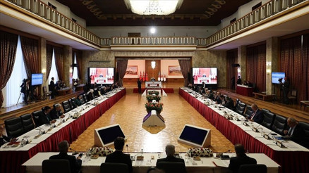 Milli Dayanışma Komisyonu’nda kadın ve gençlik talepleri Milli Dayanışma Komisyonu’nda kadın ve gençlik talepleri