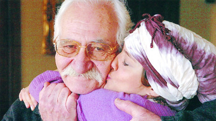 Usta oyuncu Arif Erkin Güzelbeyoğlu hayatını kaybetti