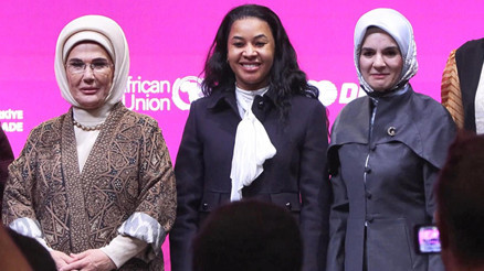 Emine Erdoğan: Kadınlar ülkelerimizi 21inci yüzyılın parlayan yıldızları haline getirecekler