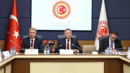 Dışişleri Komisyonu Başkanı Oktay: Gazzeye ilişkin gelişmelerde artık Türkiye masadadır Dışişleri Komisyonu Başkanı Oktay: Gazzeye ilişkin gelişmelerde artık Türkiye masadadır