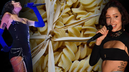 Sahneye fit çıkmak uğruna kaslardan olmak mı Zeynep Bastıkın 15 günlük karbonhidrat diyetine uzman yorumu: Karbonhidrat vücudun düşmanı değildir Sahneye fit çıkmak uğruna kaslardan olmak mı Zeynep Bastıkın 15 günlük karbonhidrat diyetine uzman yorumu: Karbonhidrat vücudun düşmanı değildir