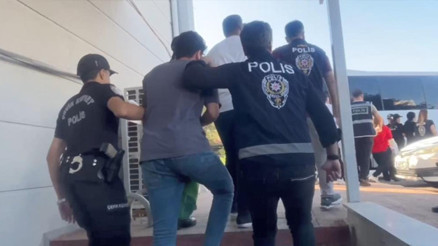 Sosyal medya üzerinden dolandırıcılık yapan şebeke çökertildi