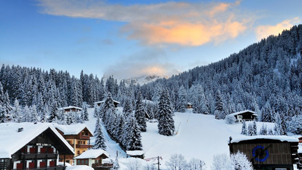 İtalya’nın gözde kayak merkezi ziyaretçi sınırlamasına gidiyor